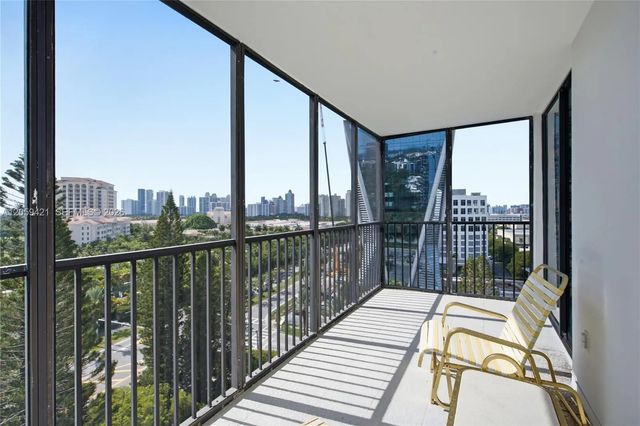 4 of 40 - 20100 W Country Club Drive #1206, Aventura, FL