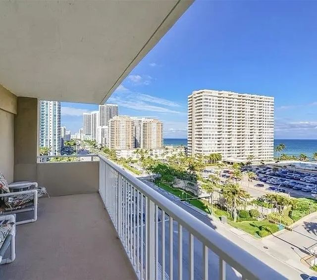5 of 42 - 1985 S Ocean Drive #8p, Hallandale Beach, FL