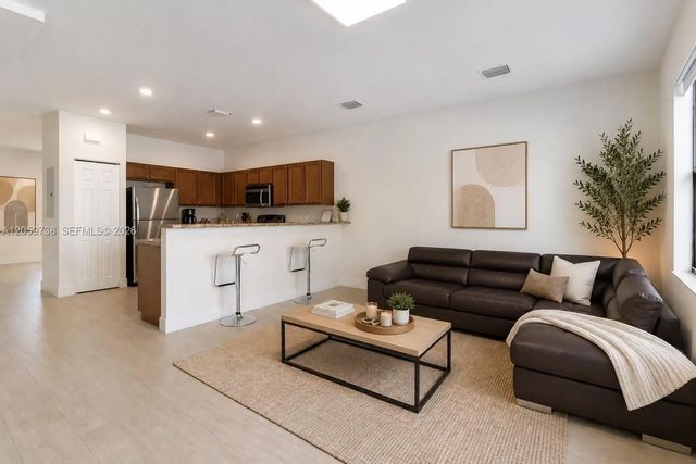 8845 W 35th Avenue #8845, Hialeah