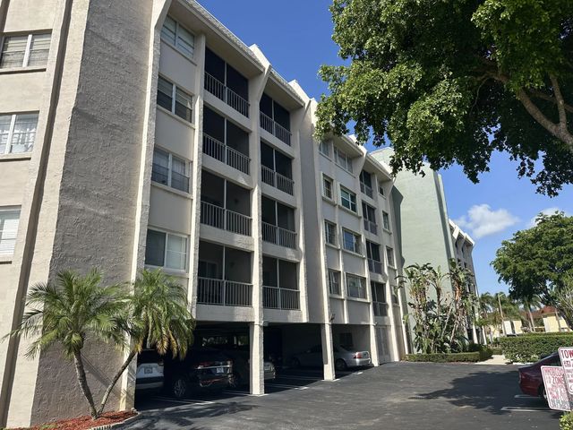 505 Spencer Drive #407, West Palm Beach