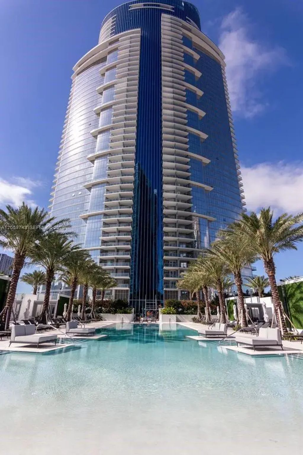 851 Ne 1st Avenue #503, Miami