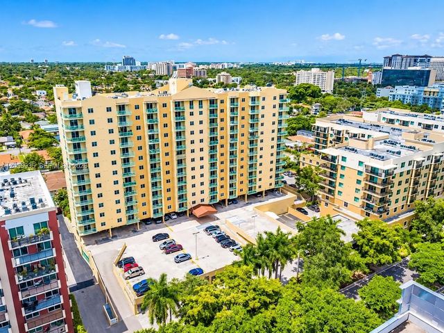 3500 Coral Way #907, Miami