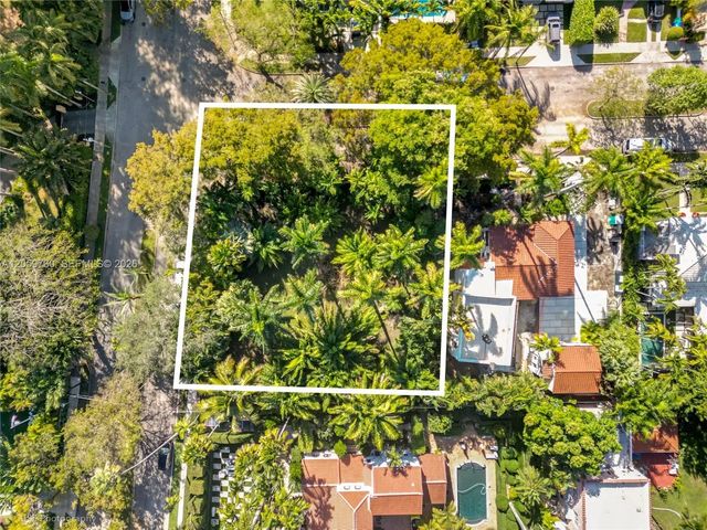 5810 N Bayshore Drive, Miami