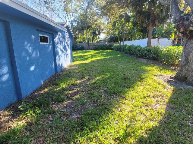 2 of 48 - 106 E Chandler Road, West Palm Beach, FL