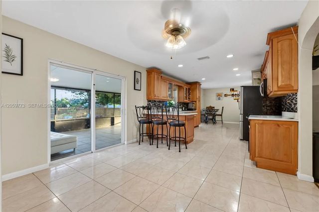 4 of 22 - 5511 Barnstead Circle, Greenacres, FL