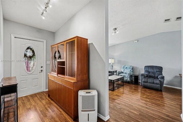 2 of 46 - 316 Sw 19th Terrace, Cape Coral, FL