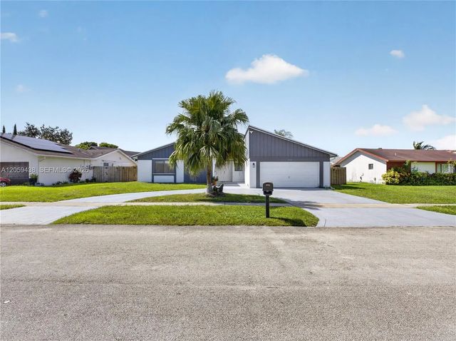 9428 Nw 46th Court, Sunrise