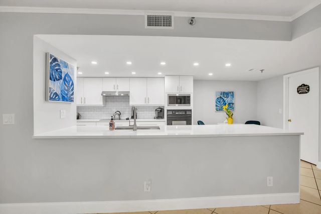 955 Egret Circle #104, Delray Beach