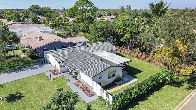 3 of 31 - 7501 Nw 42nd Street, Coral Springs, FL