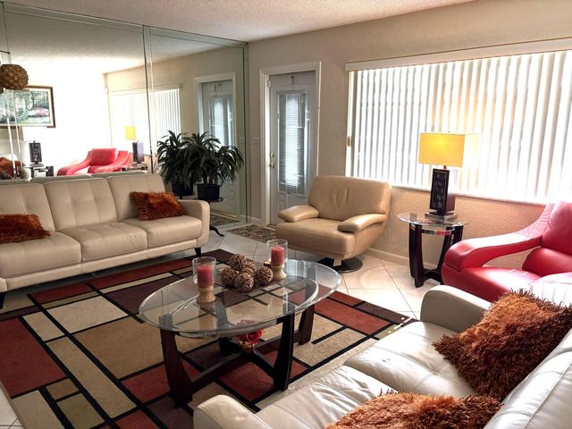 3 of 14 - 5403 Nw 27th Way, Fort Lauderdale, FL