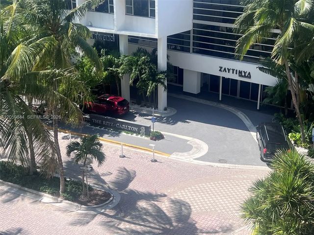 5 of 75 - 100 Lincoln Road #537, Miami Beach, FL