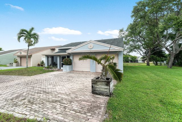 3 of 55 - 28 Paxford Lane, Boynton Beach, FL