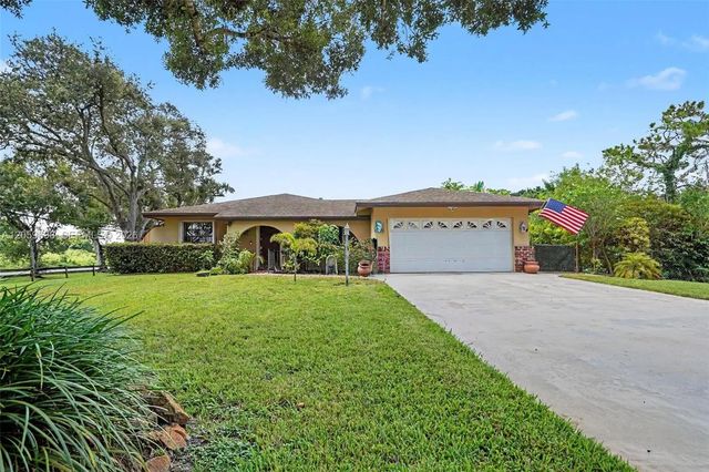 13602 Sw 24th Street, Davie