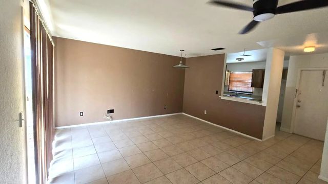 4 of 9 - 2522 Se Mariposa Avenue, , FL