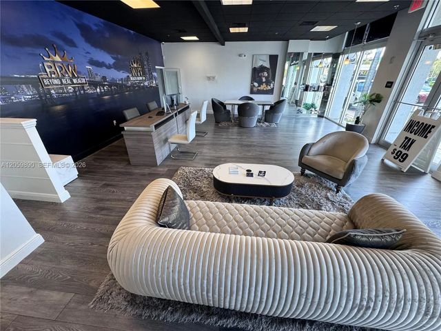 4 of 8 - 2159 Ne 163rd Street #2159, North Miami Beach, FL