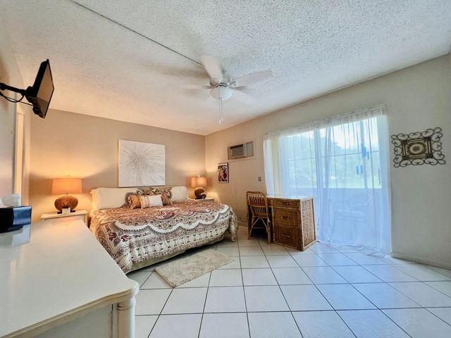 5 of 12 - 159 Berkshire H, West Palm Beach, FL