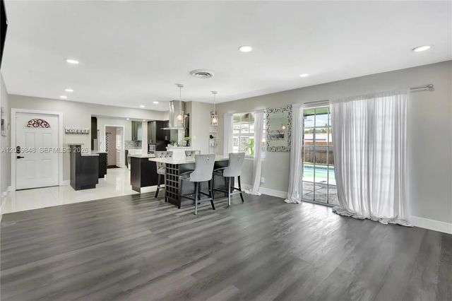 4 of 18 - 820 Nw 67th Avenue, Margate, FL