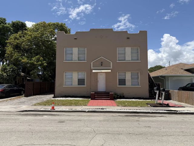 514 El Vedado, West Palm Beach