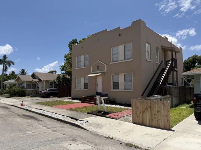2 of 36 - 514 El Vedado, West Palm Beach, FL