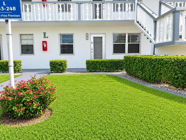234 Chatham L, West Palm Beach