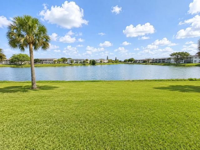 2 of 17 - 234 Chatham L, West Palm Beach, FL