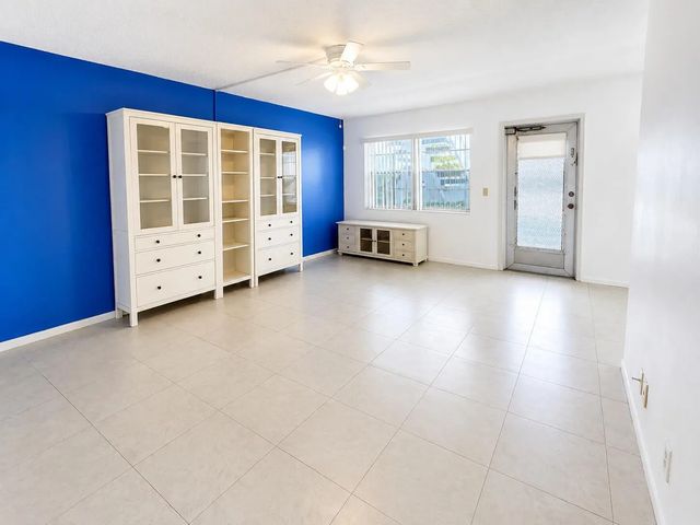 5 of 17 - 234 Chatham L, West Palm Beach, FL