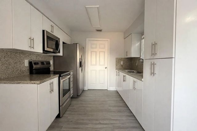 4 of 16 - 2950 Nw 20th Street, Fort Lauderdale, FL
