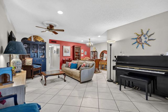4 of 23 - 5073 Lakefront Boulevard #b, Delray Beach, FL