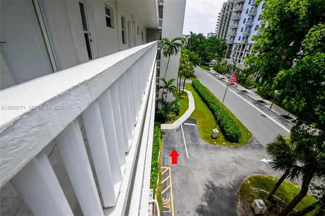 4 of 21 - 2555 Ne 11 Street #510, Fort Lauderdale, FL