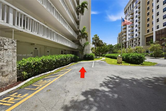 5 of 21 - 2555 Ne 11 Street #510, Fort Lauderdale, FL