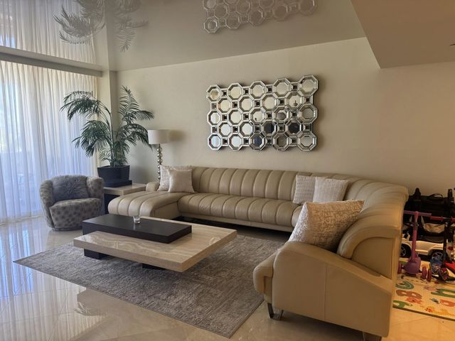 4 of 26 - 3200 N Ocean Boulevard #607, Fort Lauderdale, FL