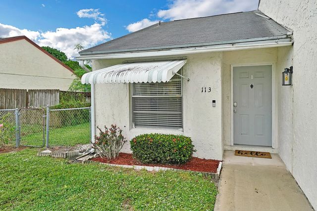 113 Pinewood Court, Jupiter