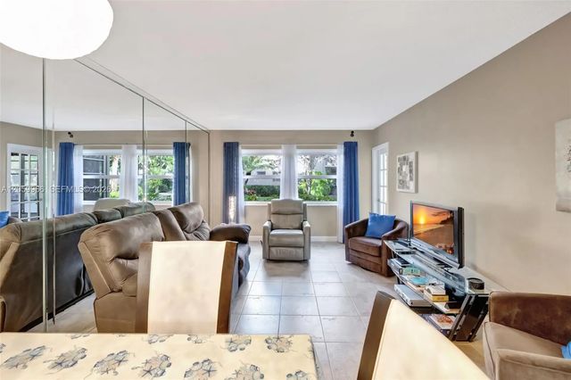 4 of 54 - 3431 Nw 50th Avenue #113, Lauderdale Lakes, FL