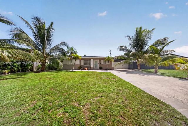 3 of 36 - 6404 Grant Court, Hollywood, FL