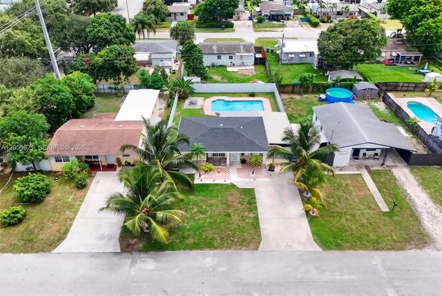 5 of 36 - 6404 Grant Court, Hollywood, FL