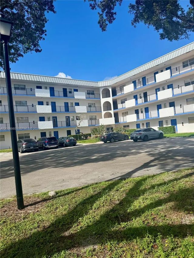 6361 N Falls Cir Drive #311, Lauderhill