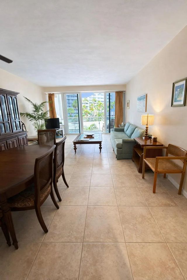 5 of 27 - 1920 S Ocean Drive #304, Fort Lauderdale, FL