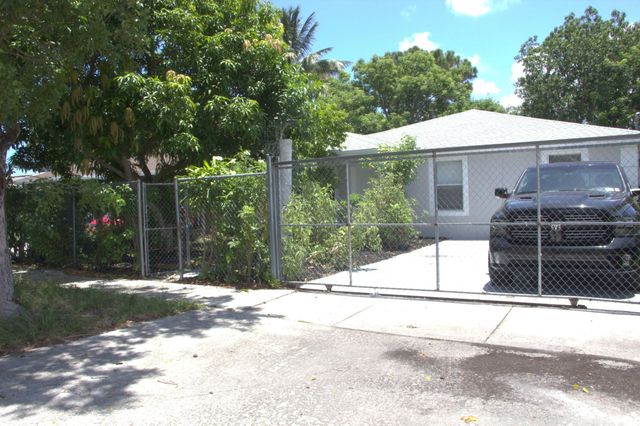 1724 Nw 152nd Terrace, Miami Gardens