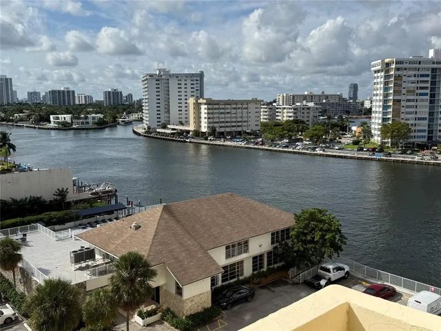 3 of 26 - 1833 S Ocean Drive #808, Hallandale Beach, FL