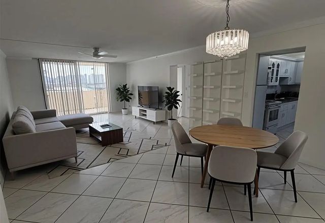 4 of 26 - 1833 S Ocean Drive #808, Hallandale Beach, FL