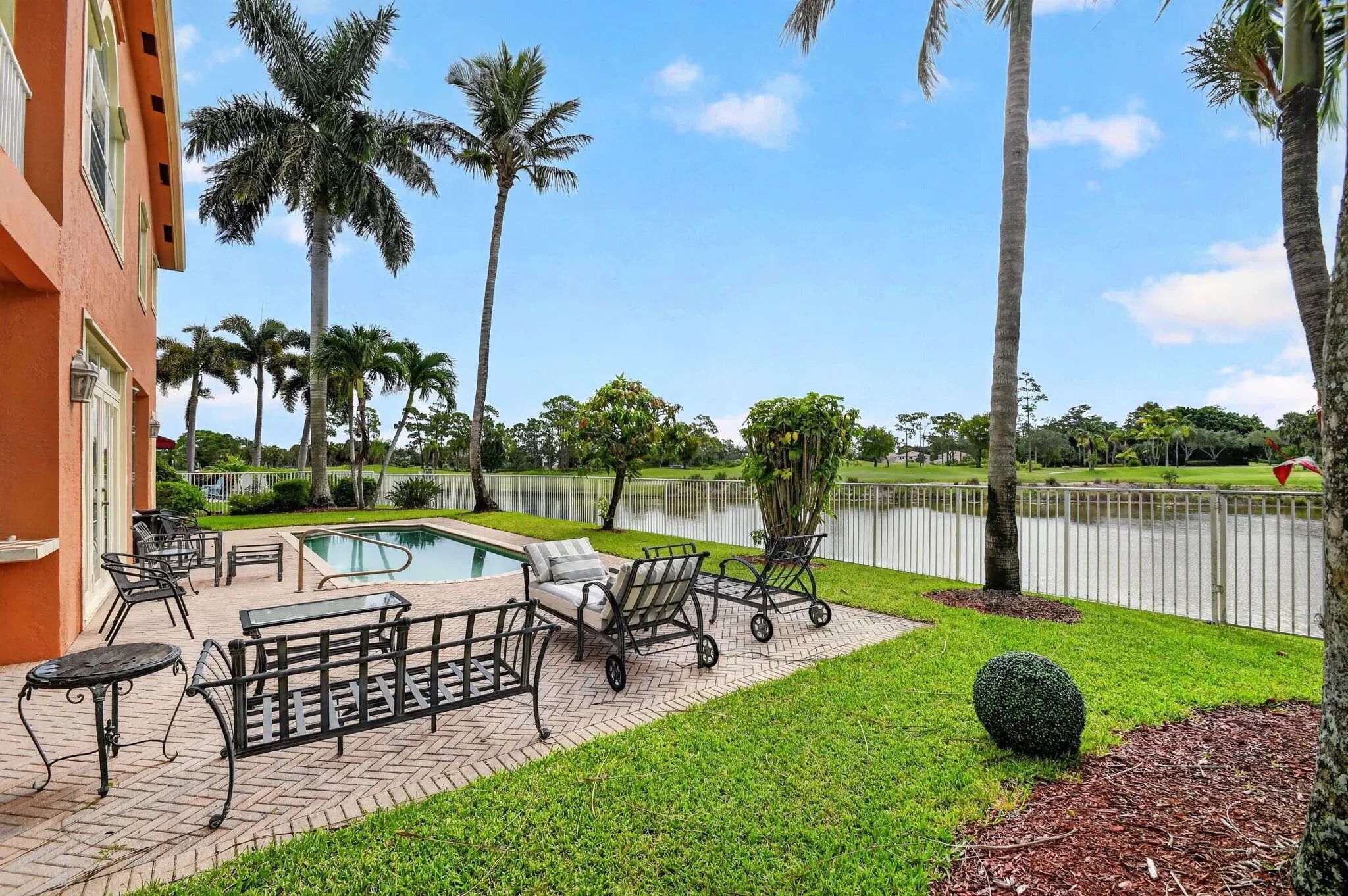 2279 Ridgewood Circle, Royal Palm Beach, FL, 33411