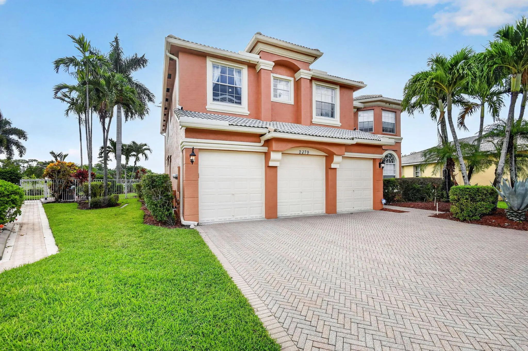2279 Ridgewood Circle, Royal Palm Beach, FL, 33411