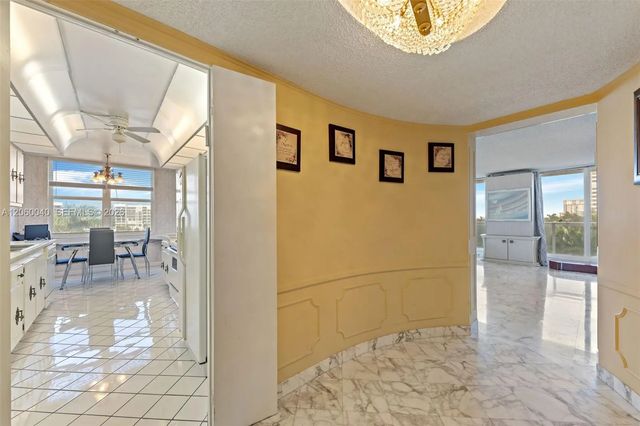 2751 S Ocean Drive #501n, Hollywood