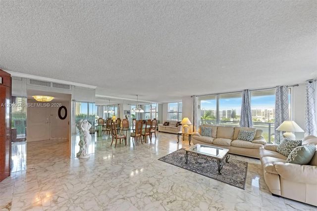 3 of 35 - 2751 S Ocean Drive #501n, Hollywood, FL