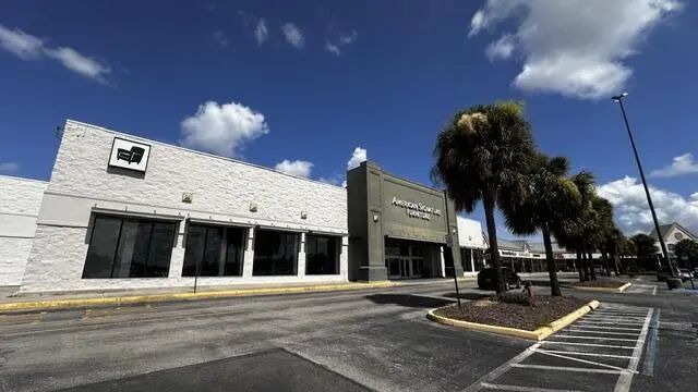 5 of 17 - 7463 W Colonial Drive, Orlando, FL