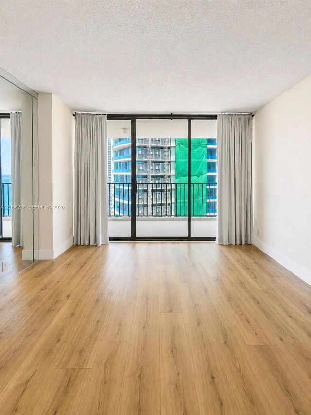 1865 Brickell Avenue #a1802, Miami