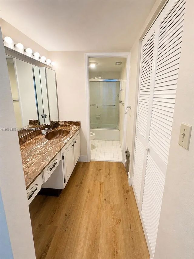 2 of 14 - 1865 Brickell Avenue #a1802, Miami, FL