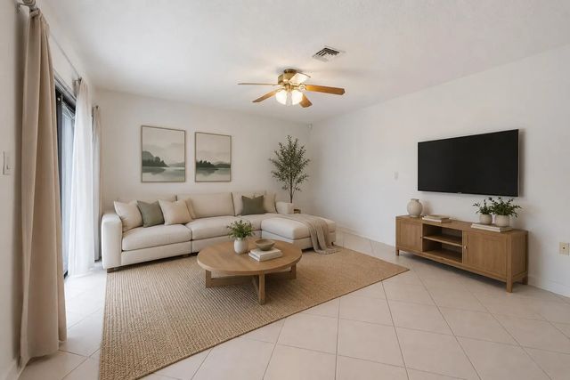 5 of 31 - 2625 Se 5th Circle, Boynton Beach, FL