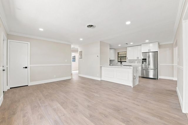 3 of 23 - 6115 Sw 3rd Street, Margate, FL