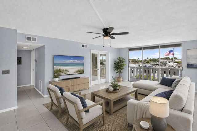4 of 31 - 231 E Lantana Road #204, Lantana, FL